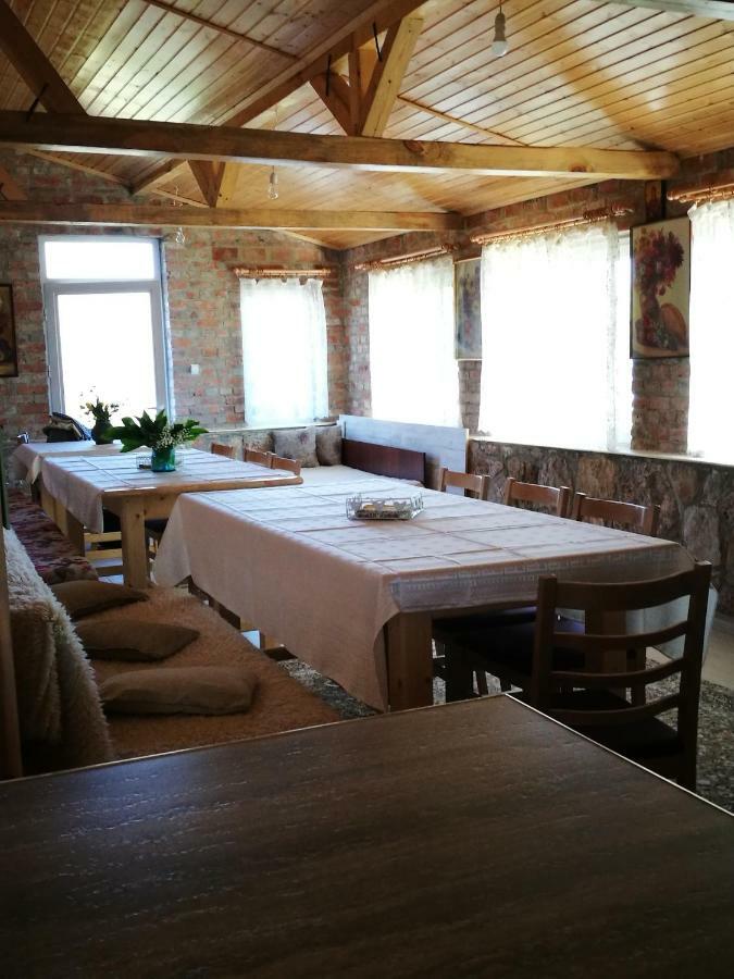 Guest House Ezerets Esterno foto